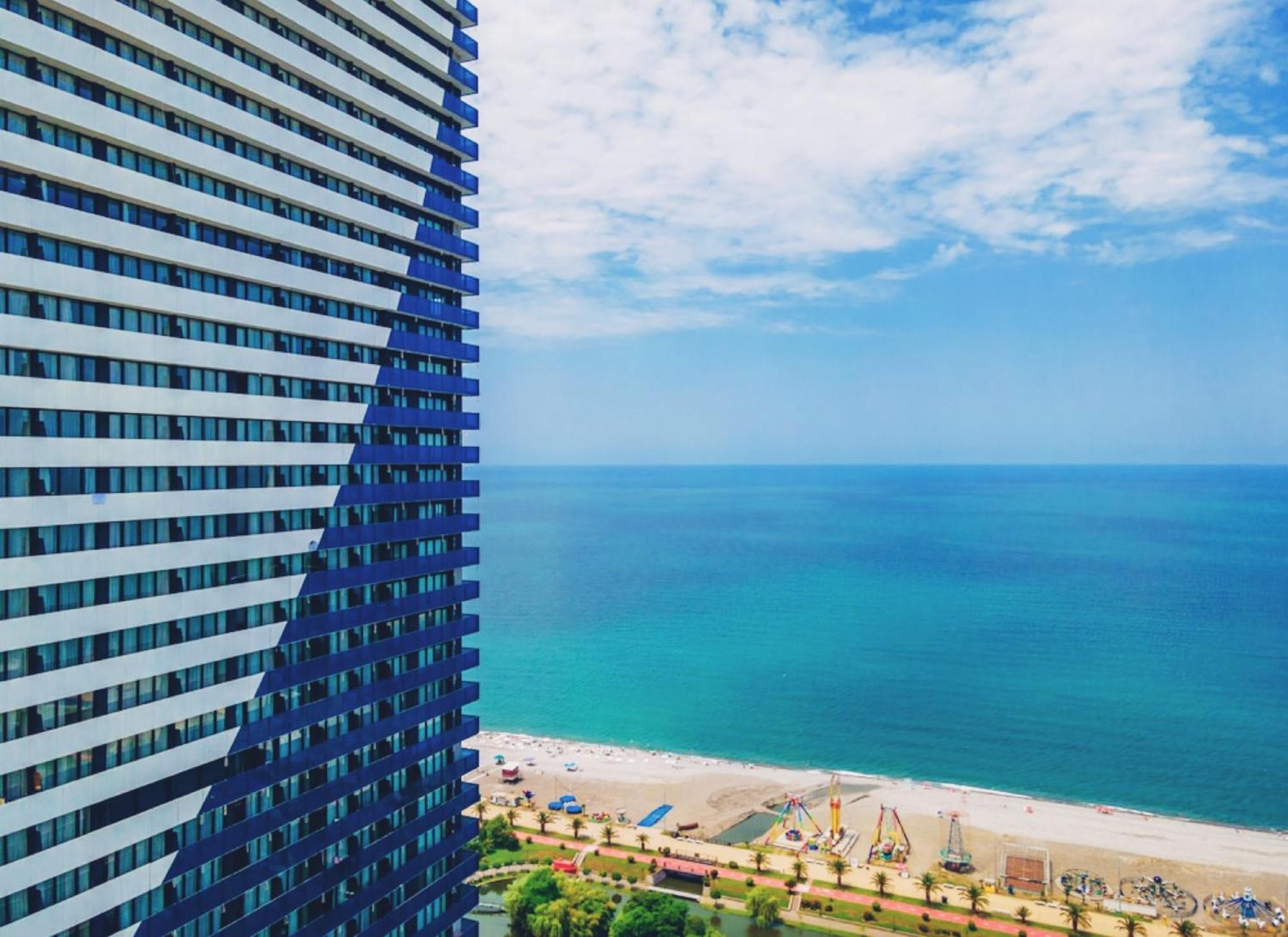Aparthotel Orbi City Sea View à Batoumi Extérieur photo