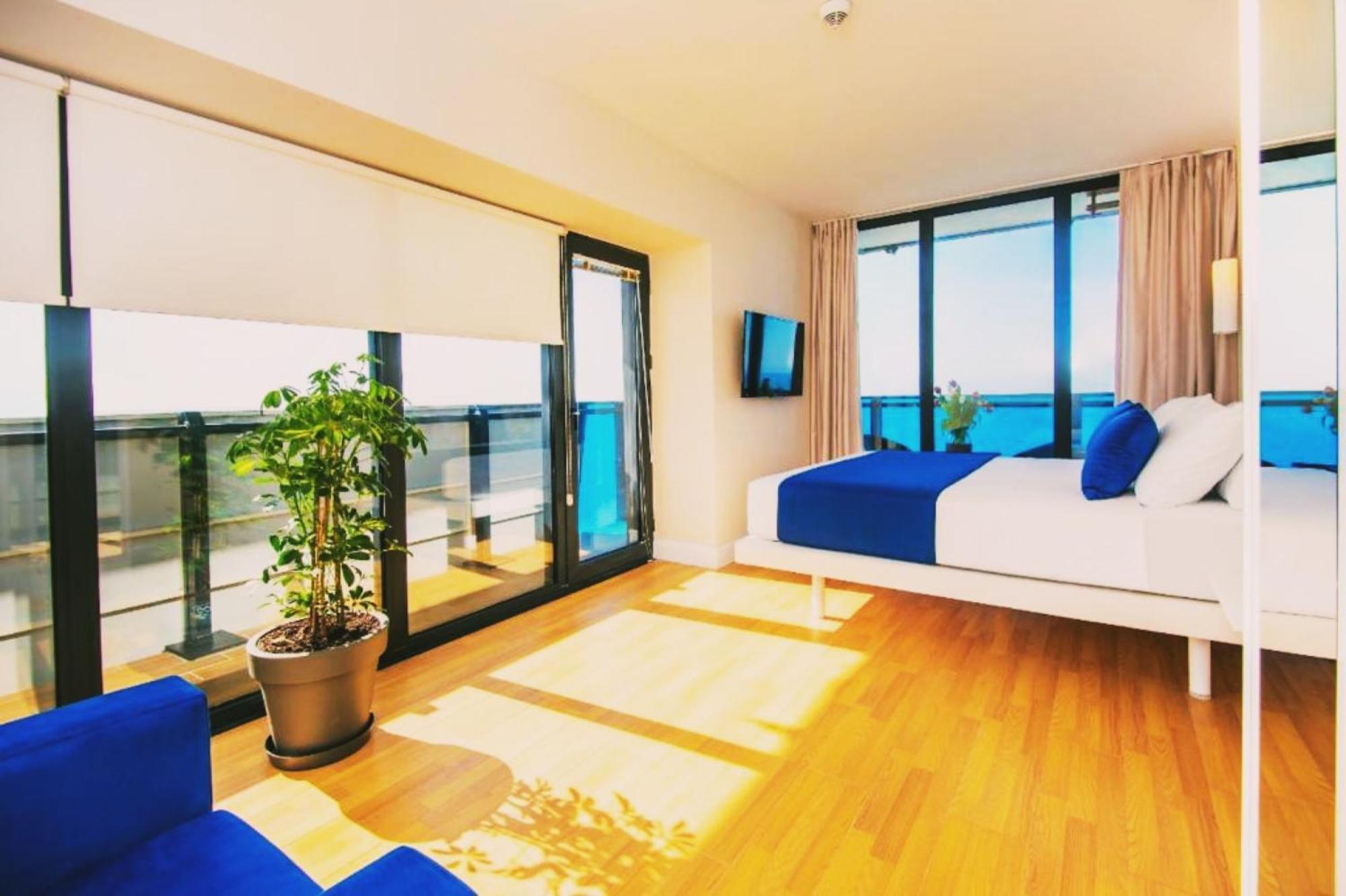 Aparthotel Orbi City Sea View à Batoumi Extérieur photo